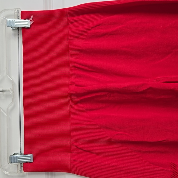 Pink leggings (red color) - Picture 3 of 9